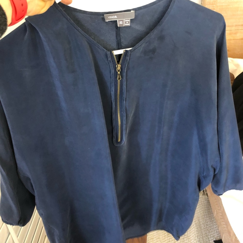 Vince silk loose fitted tunic. Great to tuck into jeans